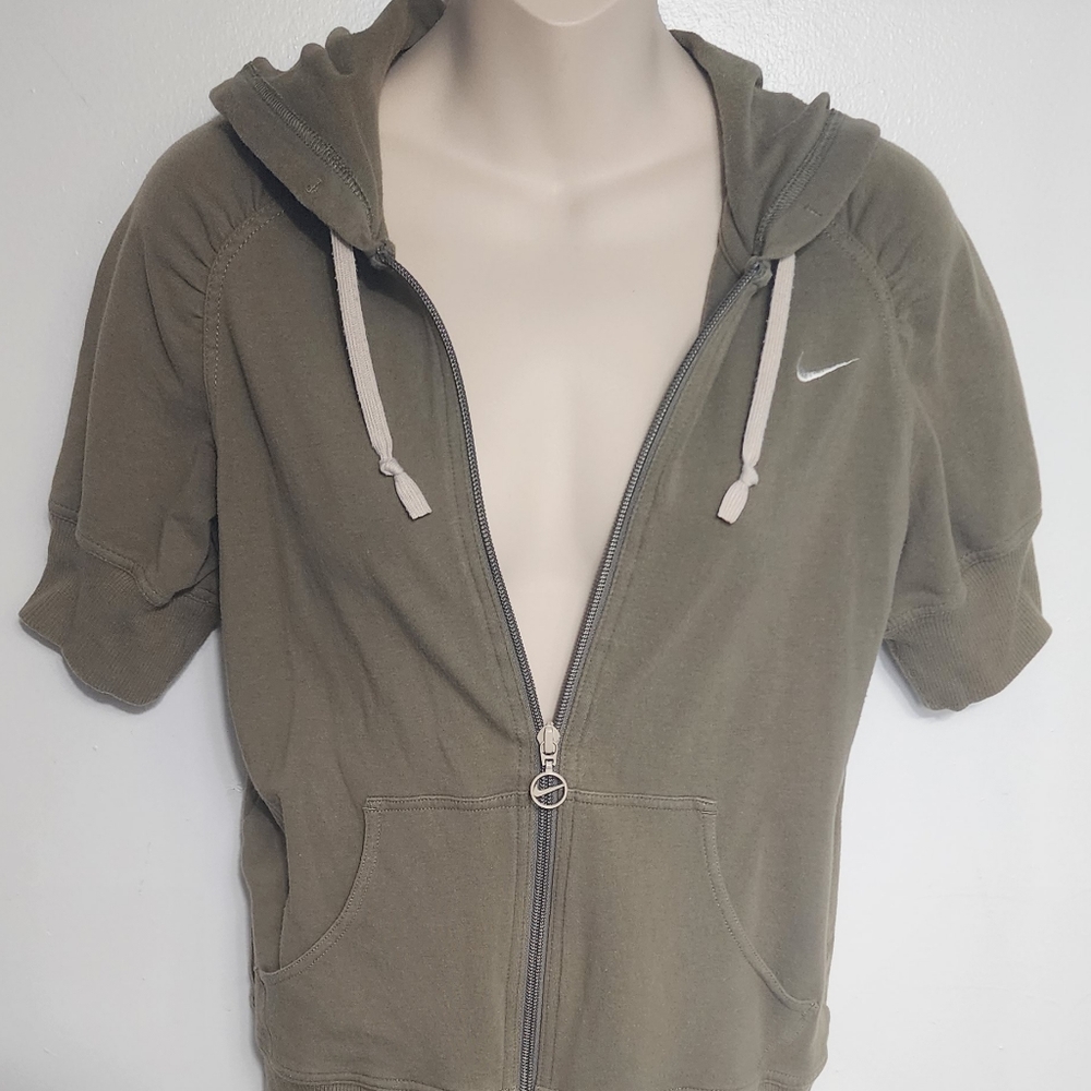 NIke women Crop Hoodie Size M
